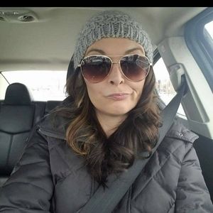 Meet your Posher, Tanya